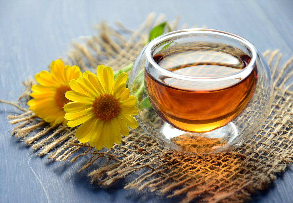 Miel y sus propiedades antioxidantes: ¡Aprende cómo puede ayudarte a combatir el envejecimiento y mantenerte joven!